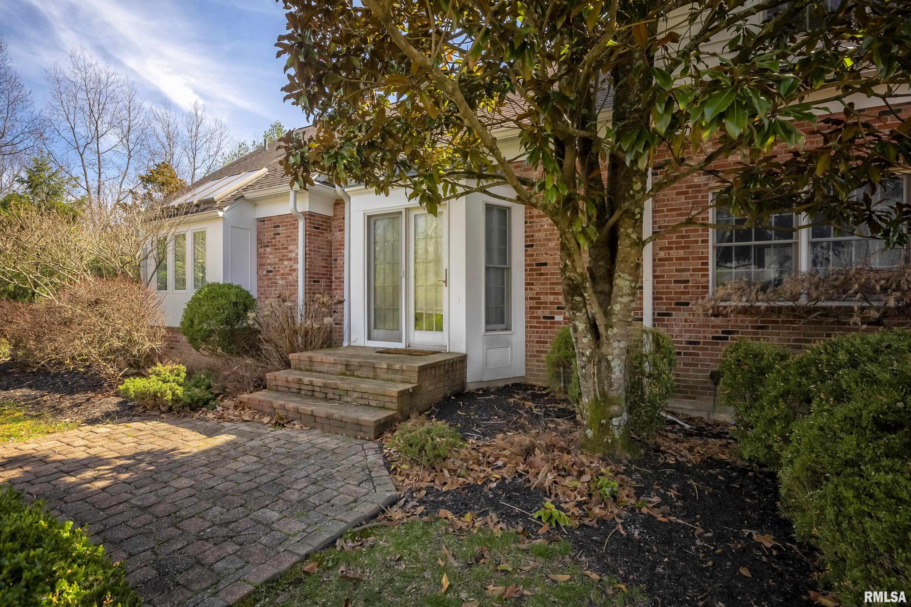 1933 Boskydell Road Carbondale, IL 62902 - Photo 6 of 57