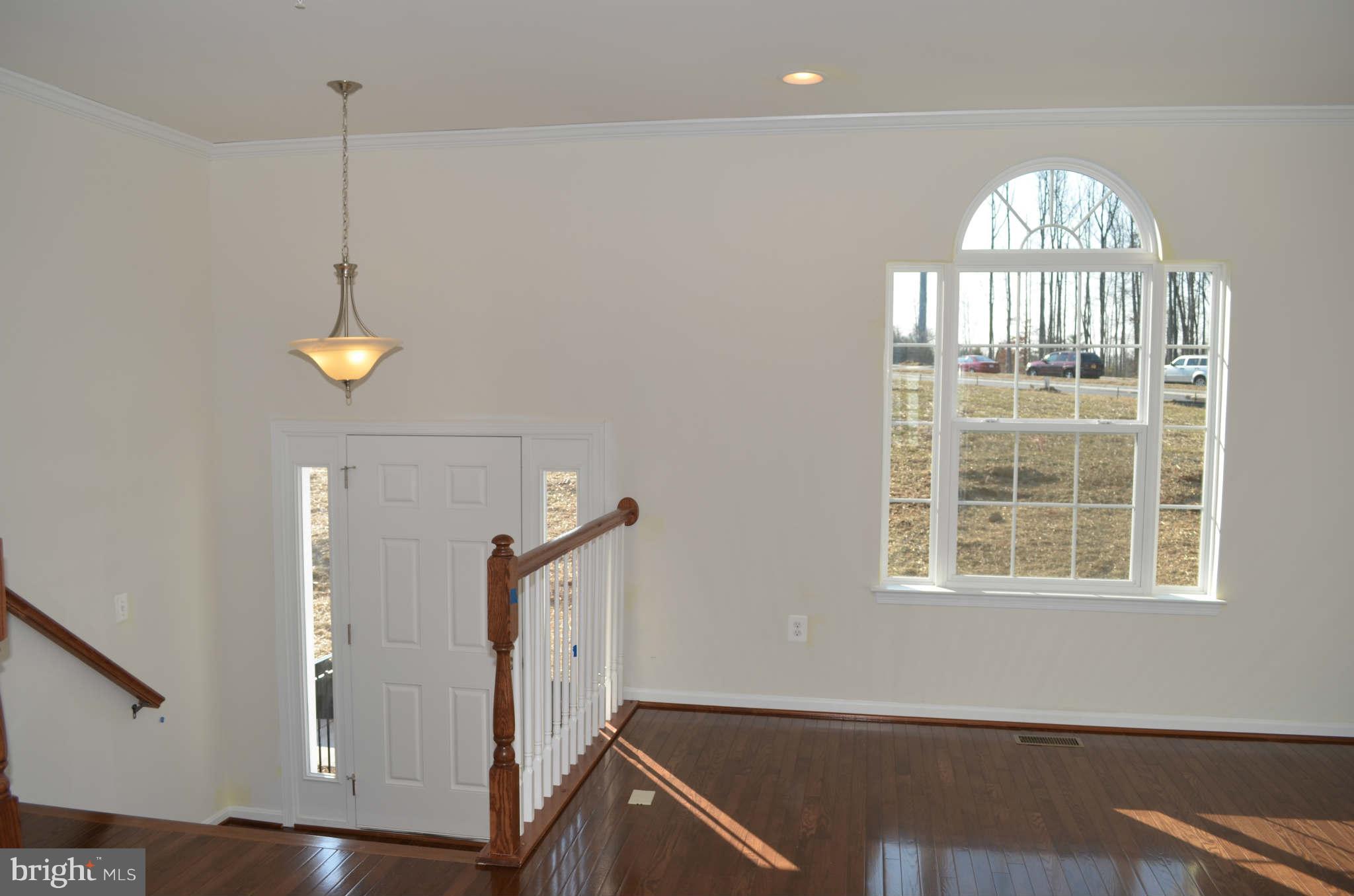 7933 Silver Oak Road Hanover, MD 21076 - Photo 2 of 30 Interior (General)