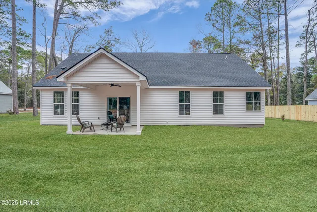 $535,000 | 575 Sams Point Road, Beaufort, SC 29907