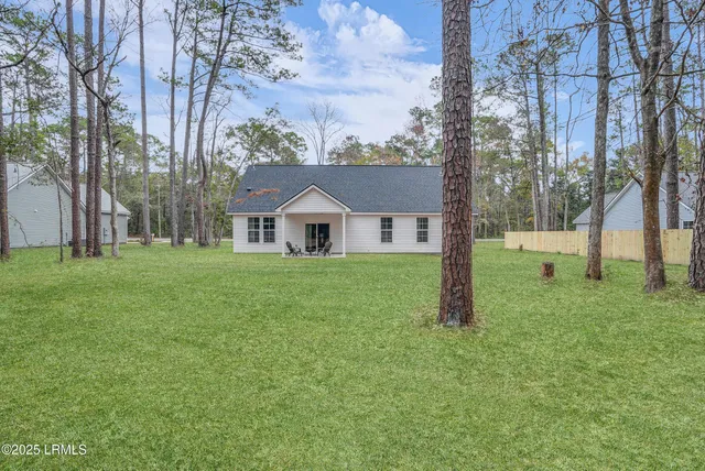 $535,000 | 575 Sams Point Road, Beaufort, SC 29907