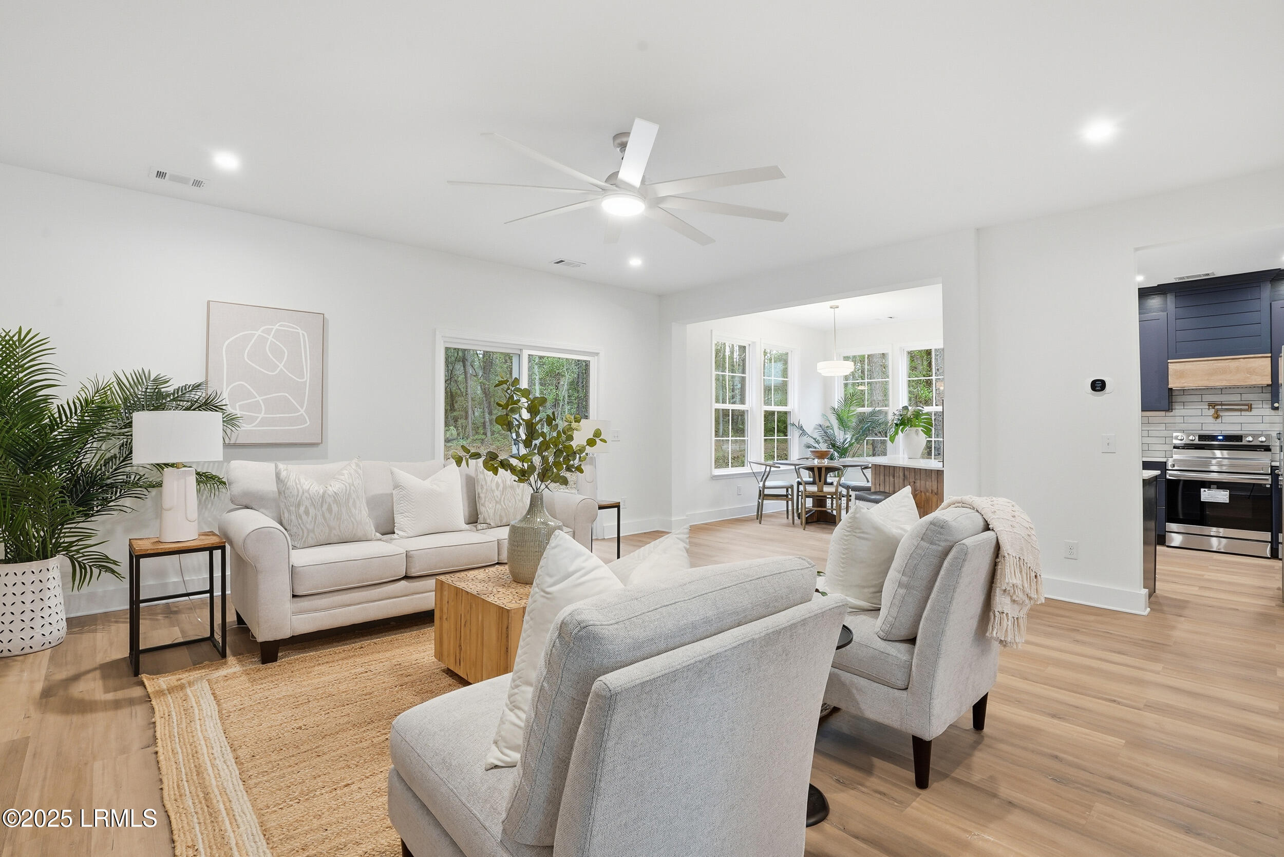 575 Sams Point Road Beaufort, SC 29907 - Photo 4 of 30 16_dsc04917