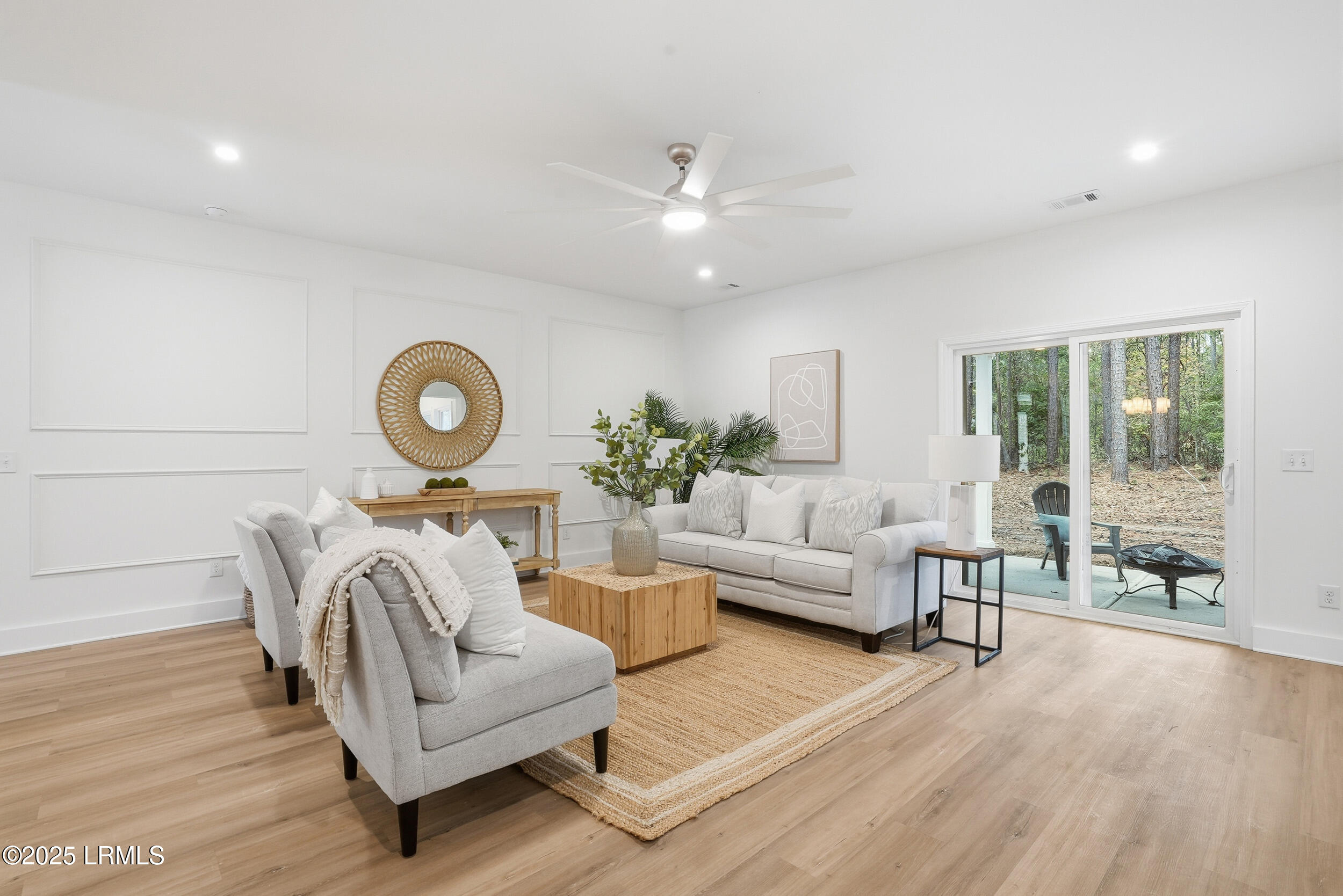 575 Sams Point Road Beaufort, SC 29907 - Photo 5 of 30 17_dsc04922