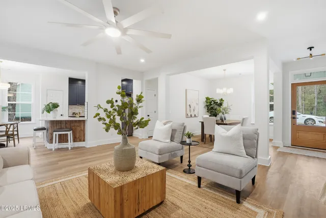 $535,000 | 575 Sams Point Road, Beaufort, SC 29907