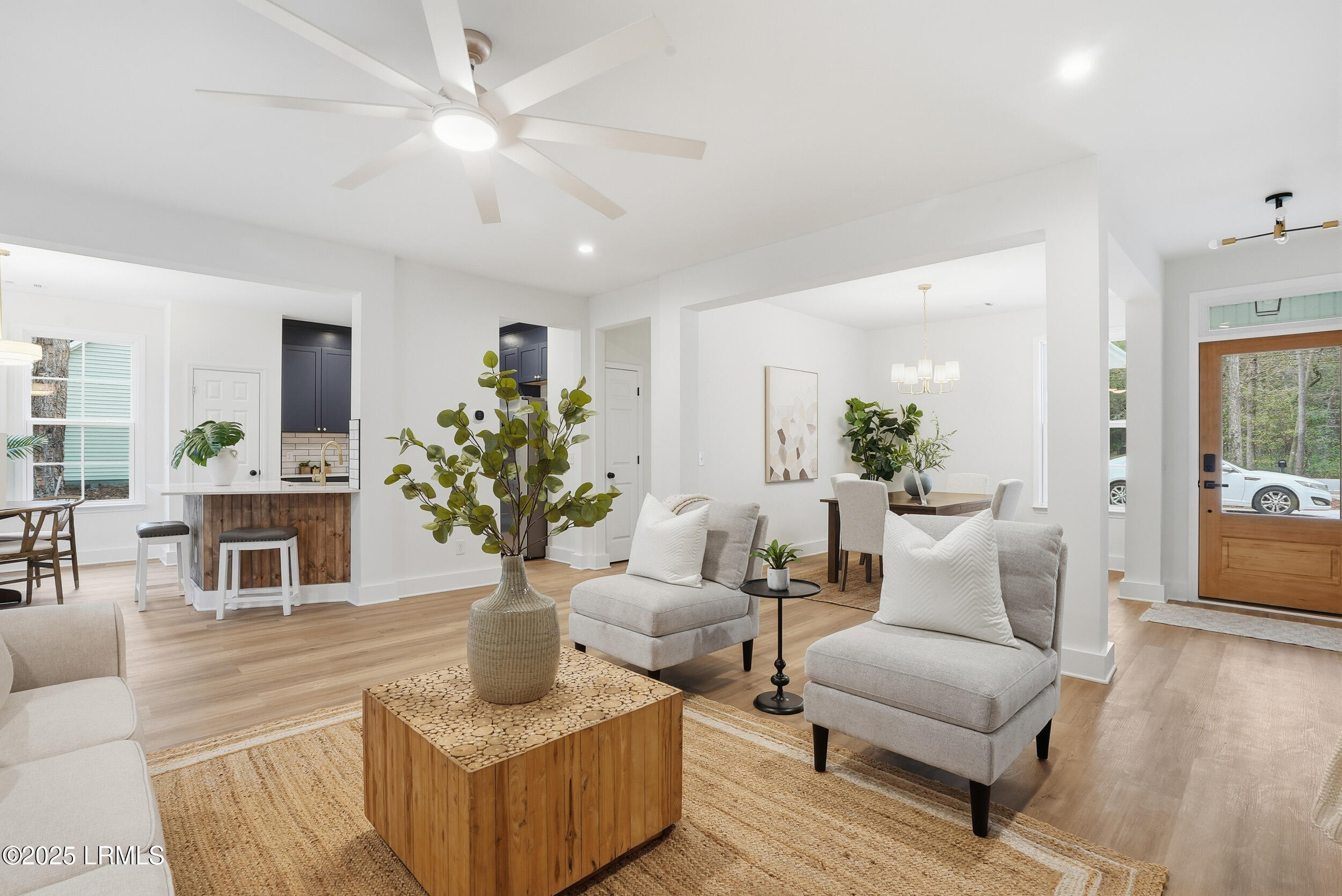 575 Sams Point Road Beaufort, SC 29907 - Photo 7 of 30 19_dsc04932