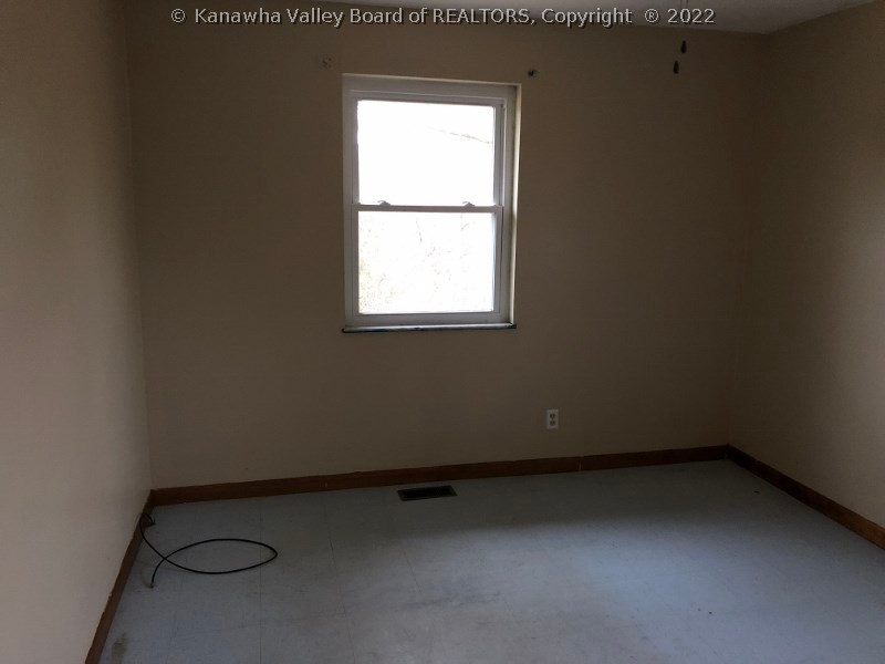 2725 Flatwoods Road Ravenswood, WV 26164 - Photo 20 of 30 Gallery Image 20