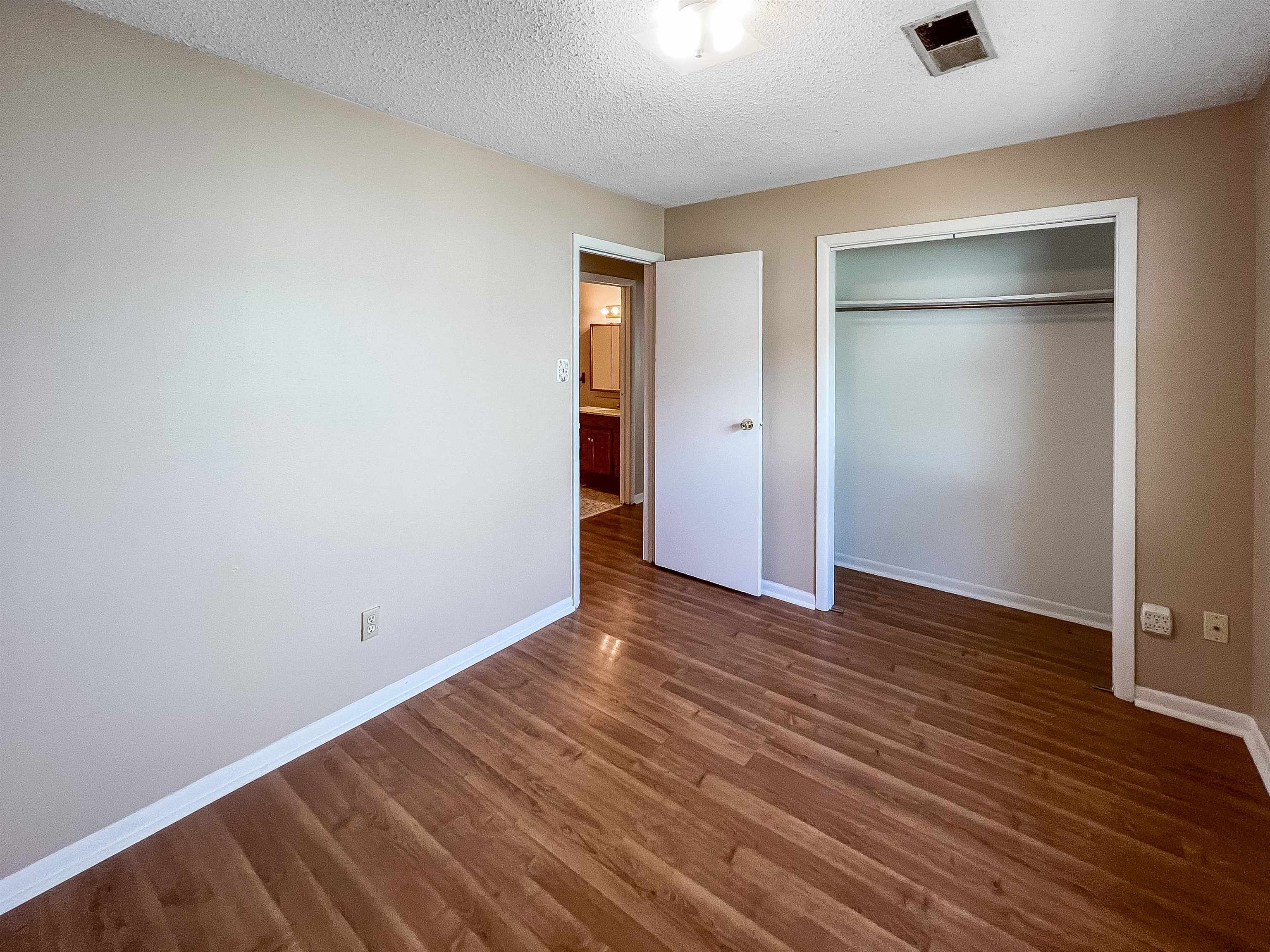 4661 Vincent Road Millington, TN 38053 - Photo 21 of 28 Gallery Image 21