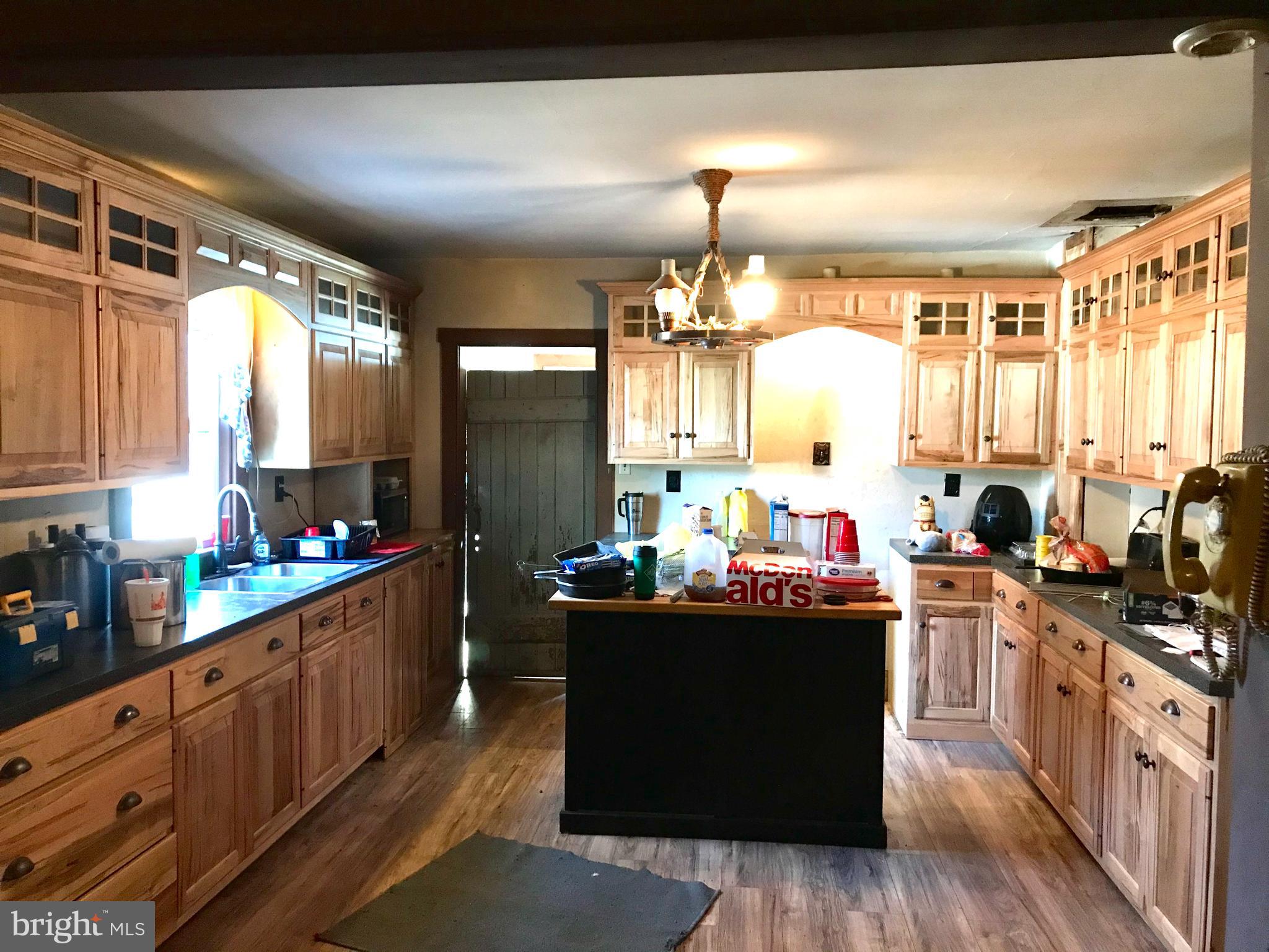 300 Glenroy Road Nottingham, PA 19362 - Photo 3 of 8