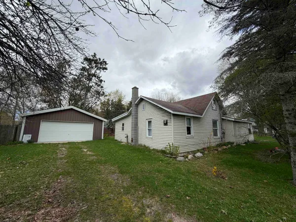 $199,900 | 110 Carl Street, Buckley, MI 49620