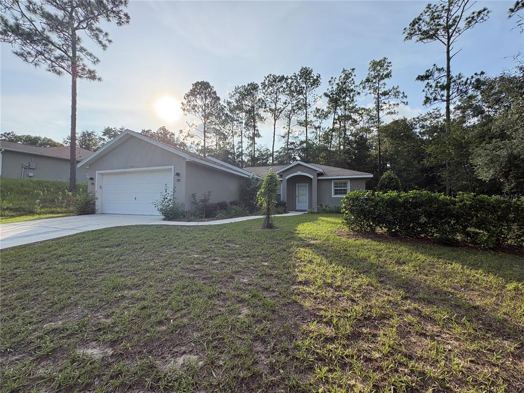 9832 Southwest 196th Avenue Road Dunnellon, FL 34432 - Photo 2 of 21 Gallery Image 2