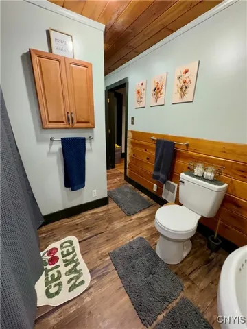 $184,900 | 802 Symonds Place, Utica, NY 13502