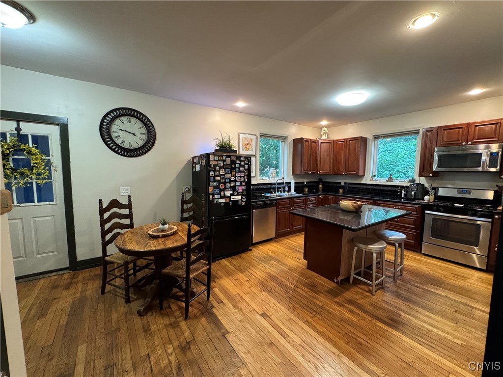 802 Symonds Place Utica, NY 13502 - Photo 2 of 21