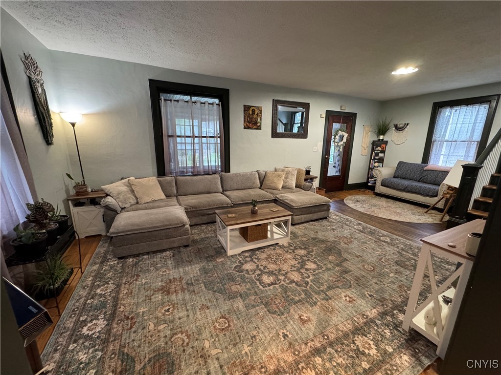 802 Symonds Place Utica, NY 13502 - Photo 5 of 21