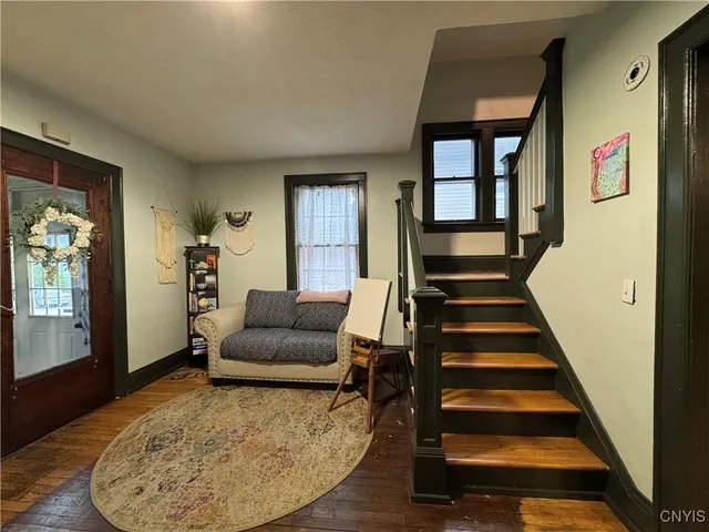 $184,900 | 802 Symonds Place, Utica, NY 13502