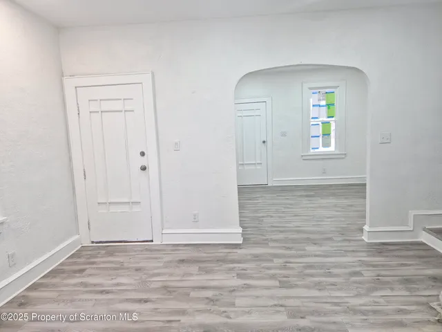 $1,600 | 1758 Wayne Avenue, Scranton, PA 18508