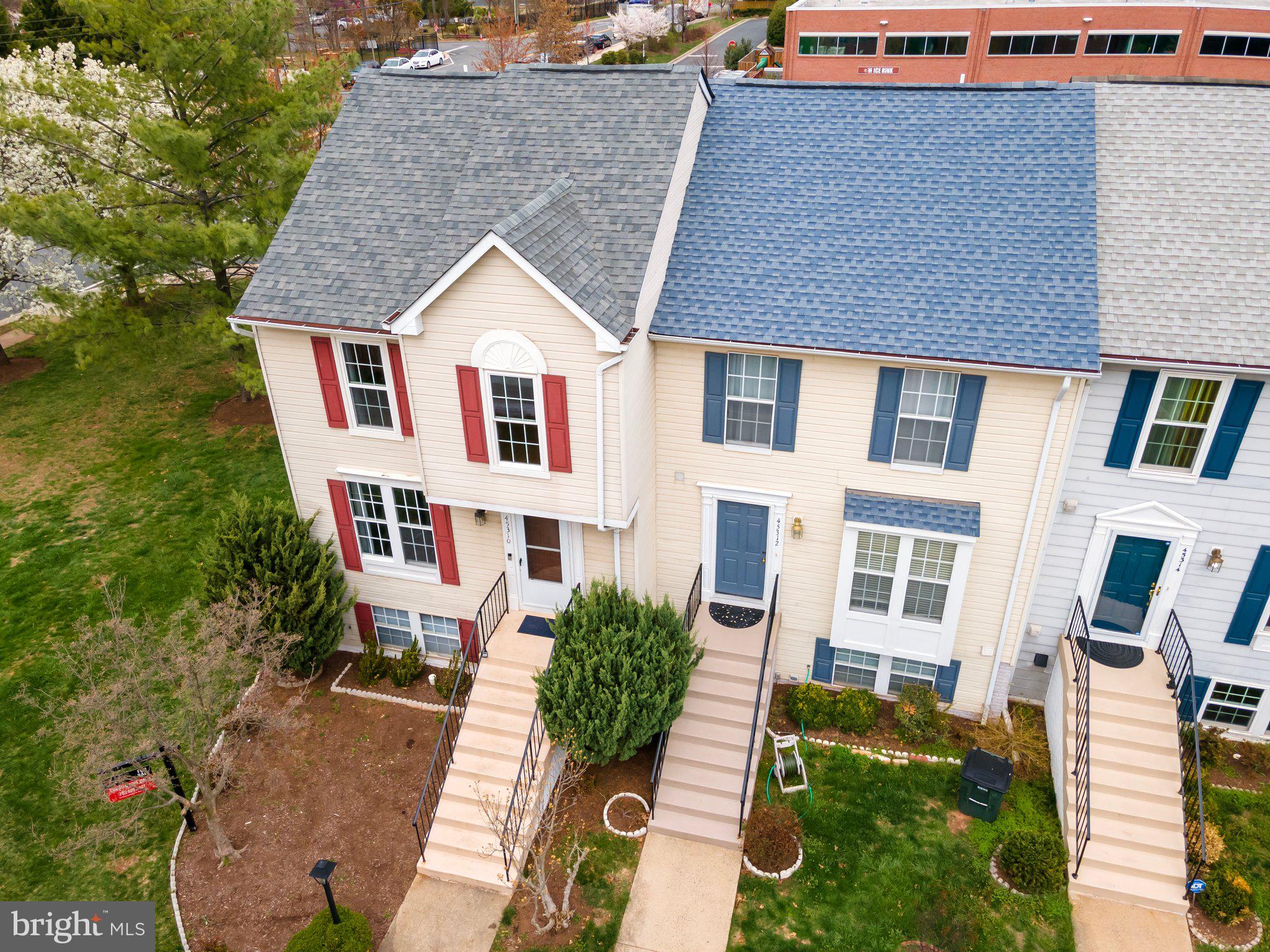 45310 Gable Square Sterling, VA 20164 - Photo 2 of 46