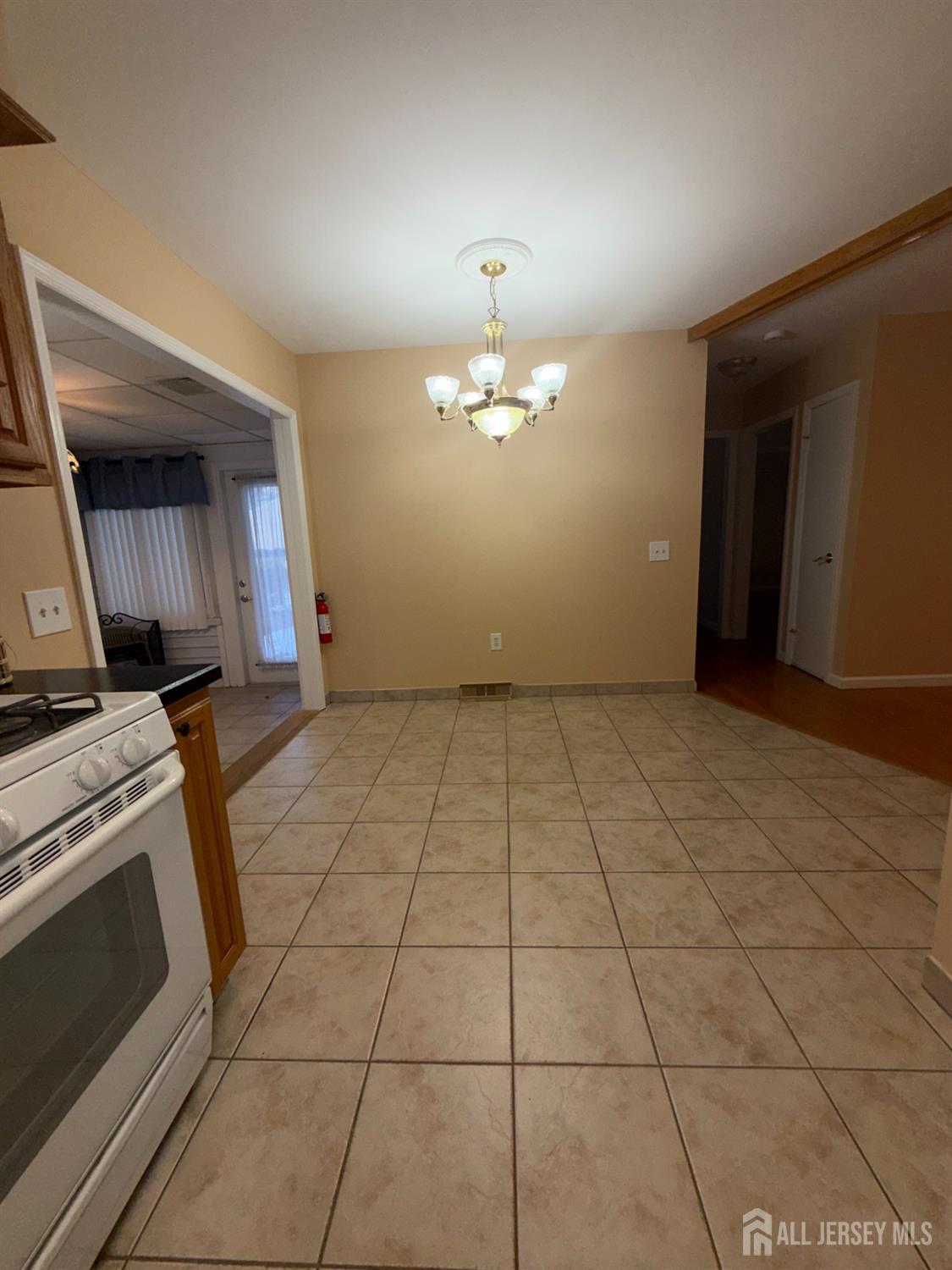 15 Nebraska Drive Matawan, NJ 07747 - Photo 18 of 21