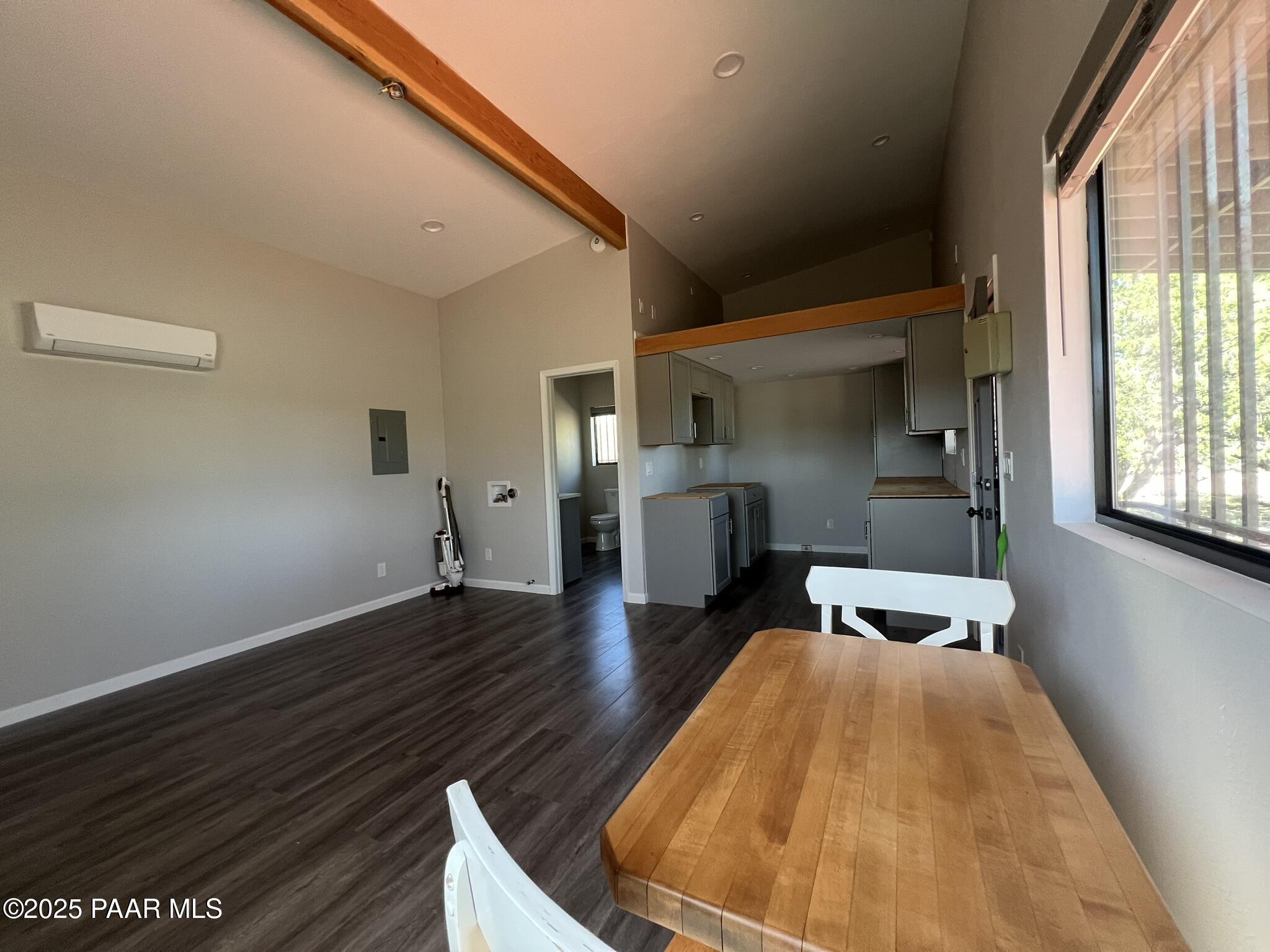 9188 Gleed Station Road Ash Fork, AZ 86320 - Photo 14 of 21 a bed room with a bed