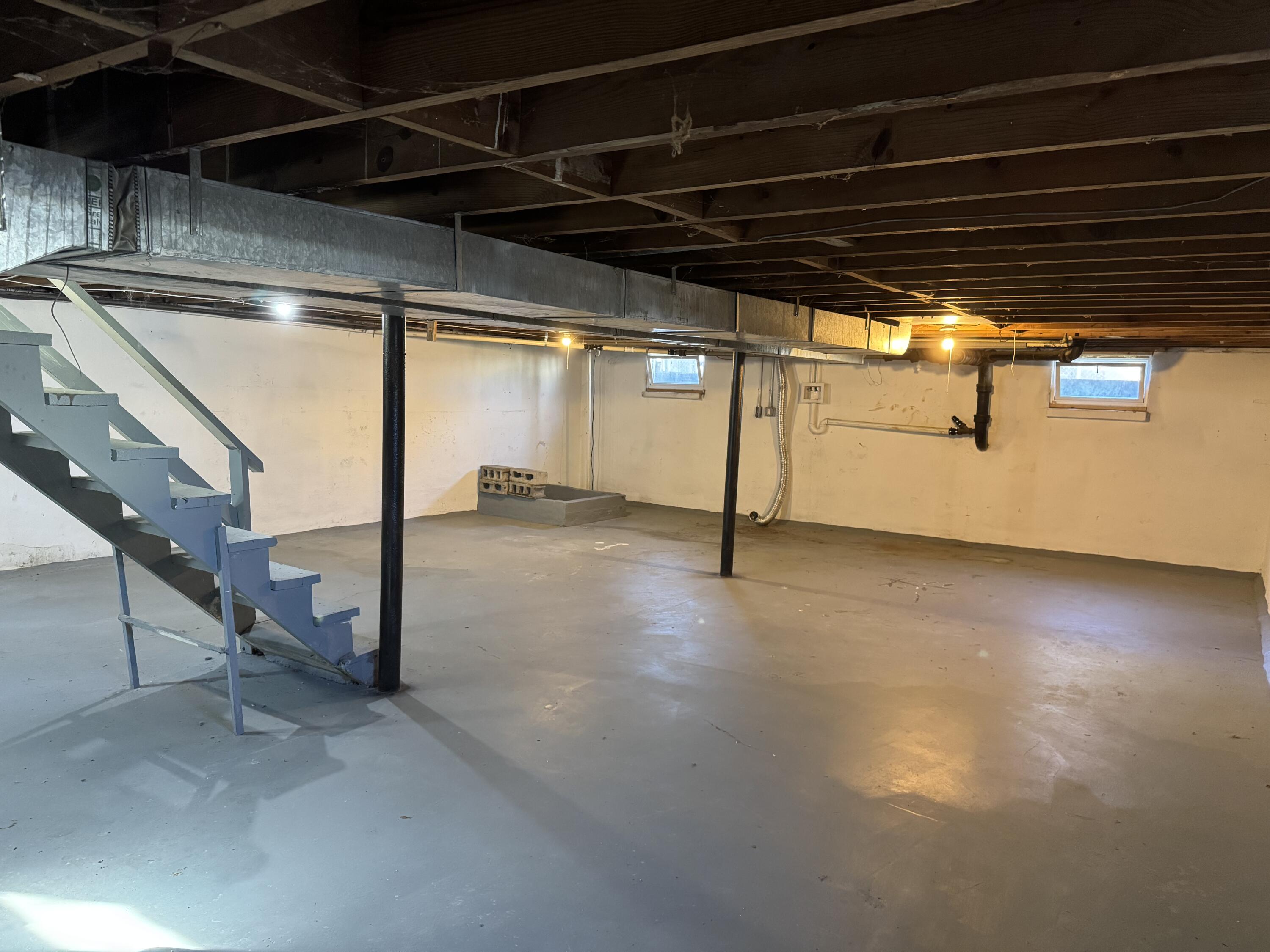 509 Kessler Mill Road, Unit 509 Salem, VA 24153 - Photo 11 of 30 a view of empty room with wooden floor