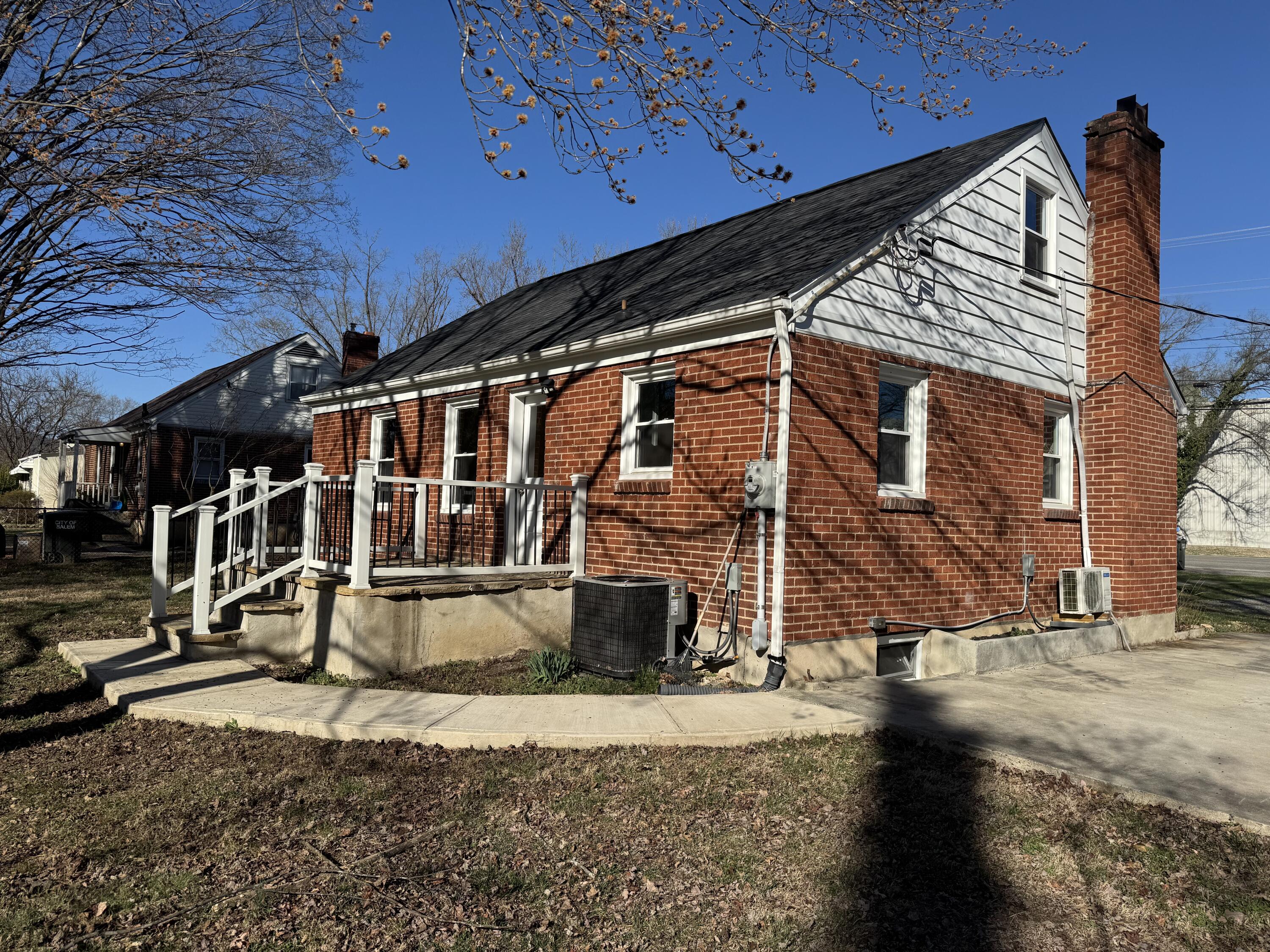 509 Kessler Mill Road, Unit 509 Salem, VA 24153 - Photo 12 of 30 a view of a house with a patio