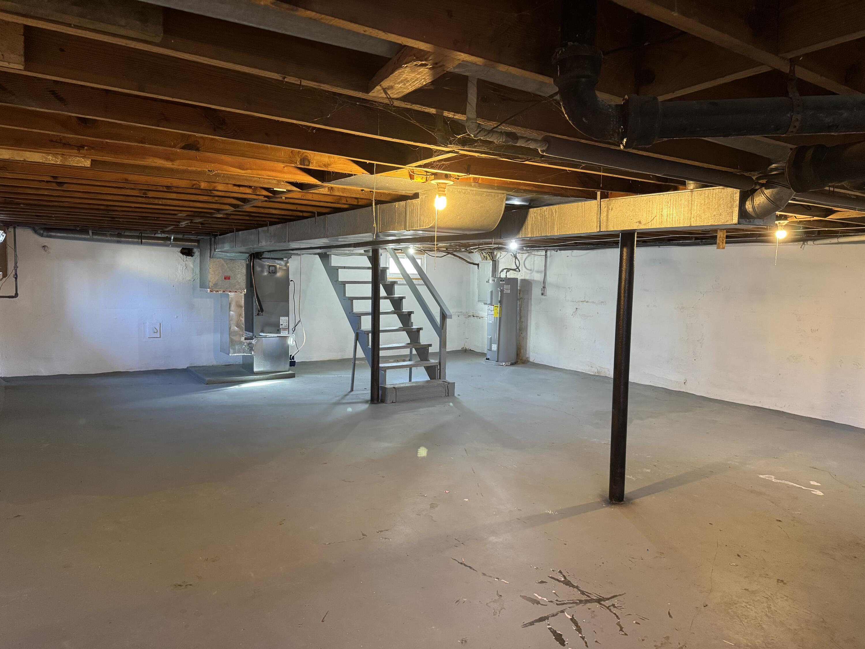 509 Kessler Mill Road, Unit 509 Salem, VA 24153 - Photo 24 of 30 a view of empty room with wooden floor