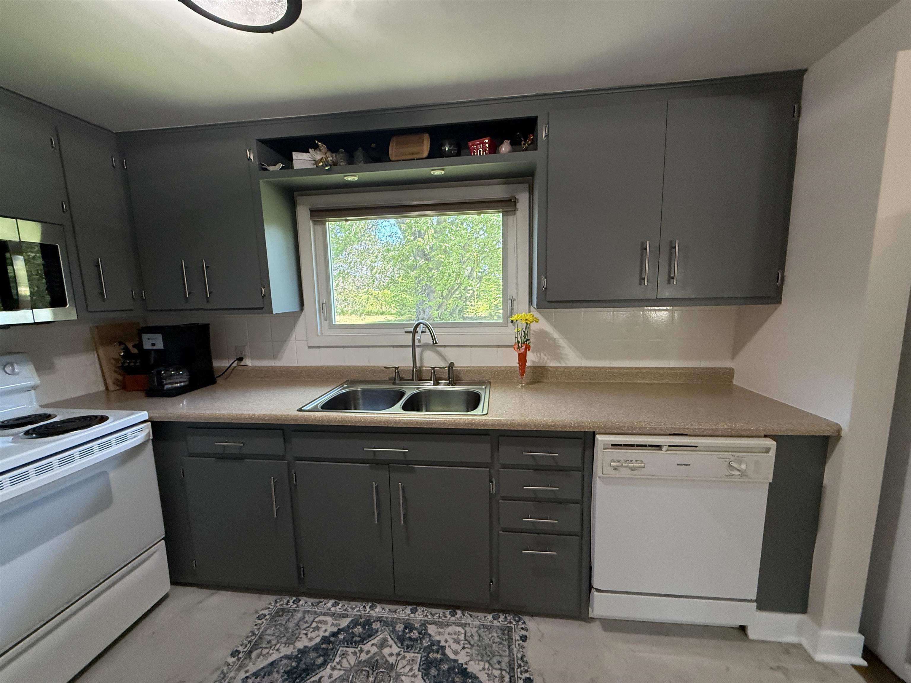 3586 East Long Lake Road Traverse City, MI 49685 - Photo 10 of 20
