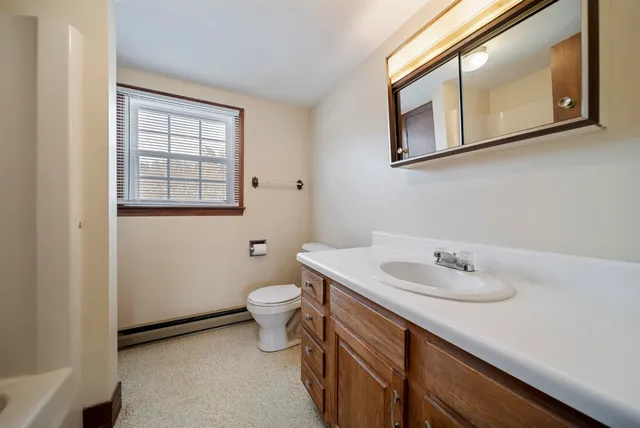 $449,000 | 212 West Main Street, Hillsborough, NH 03244