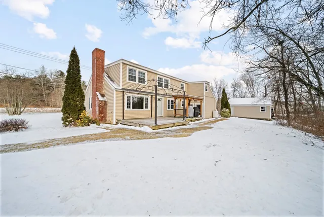 $449,000 | 212 West Main Street, Hillsborough, NH 03244