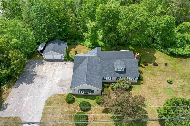 $449,000 | 212 West Main Street, Hillsborough, NH 03244