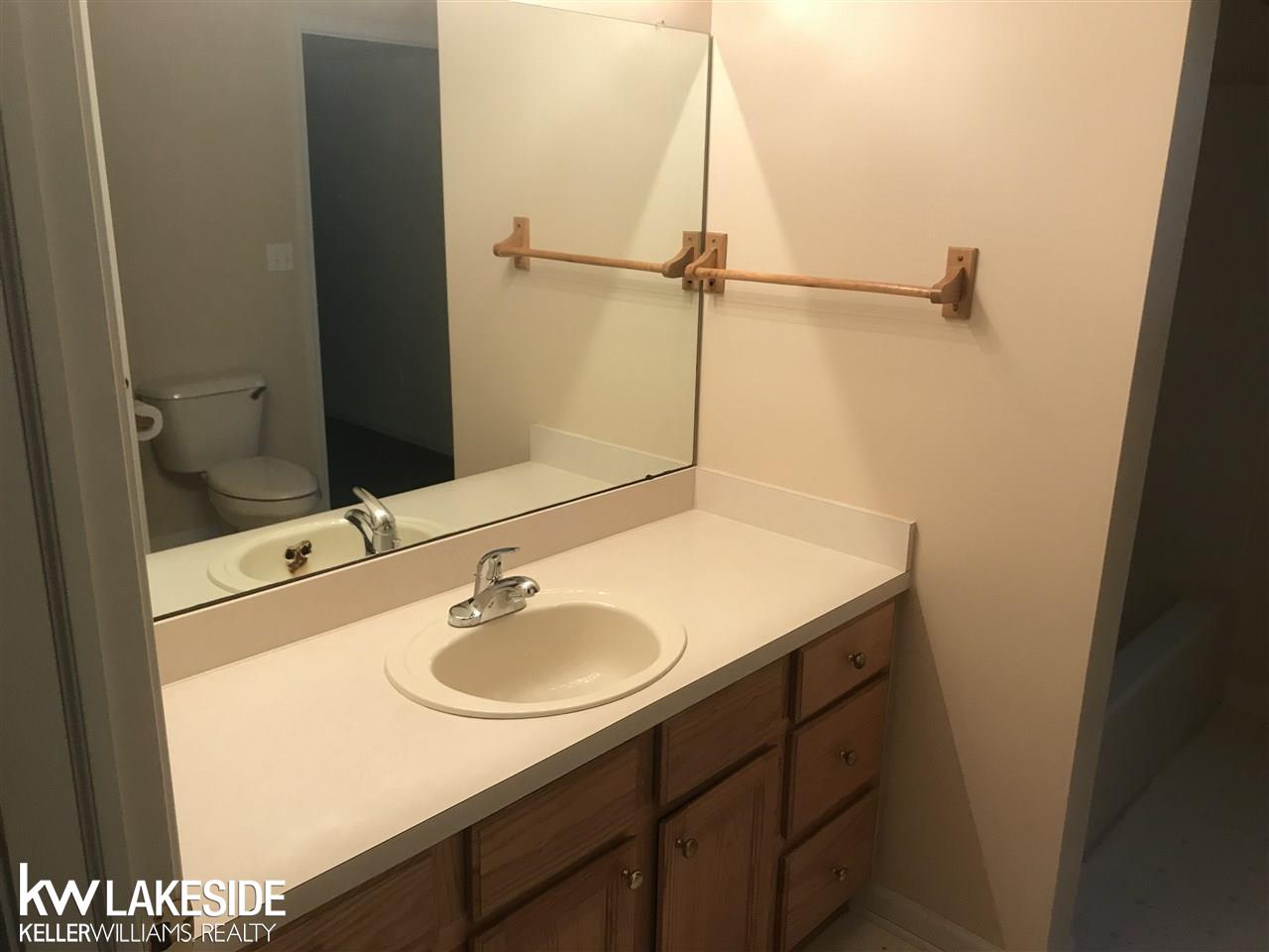 7809 East Ridge Almont, MI 48003 - Photo 26 of 35 50003500-25.JPG