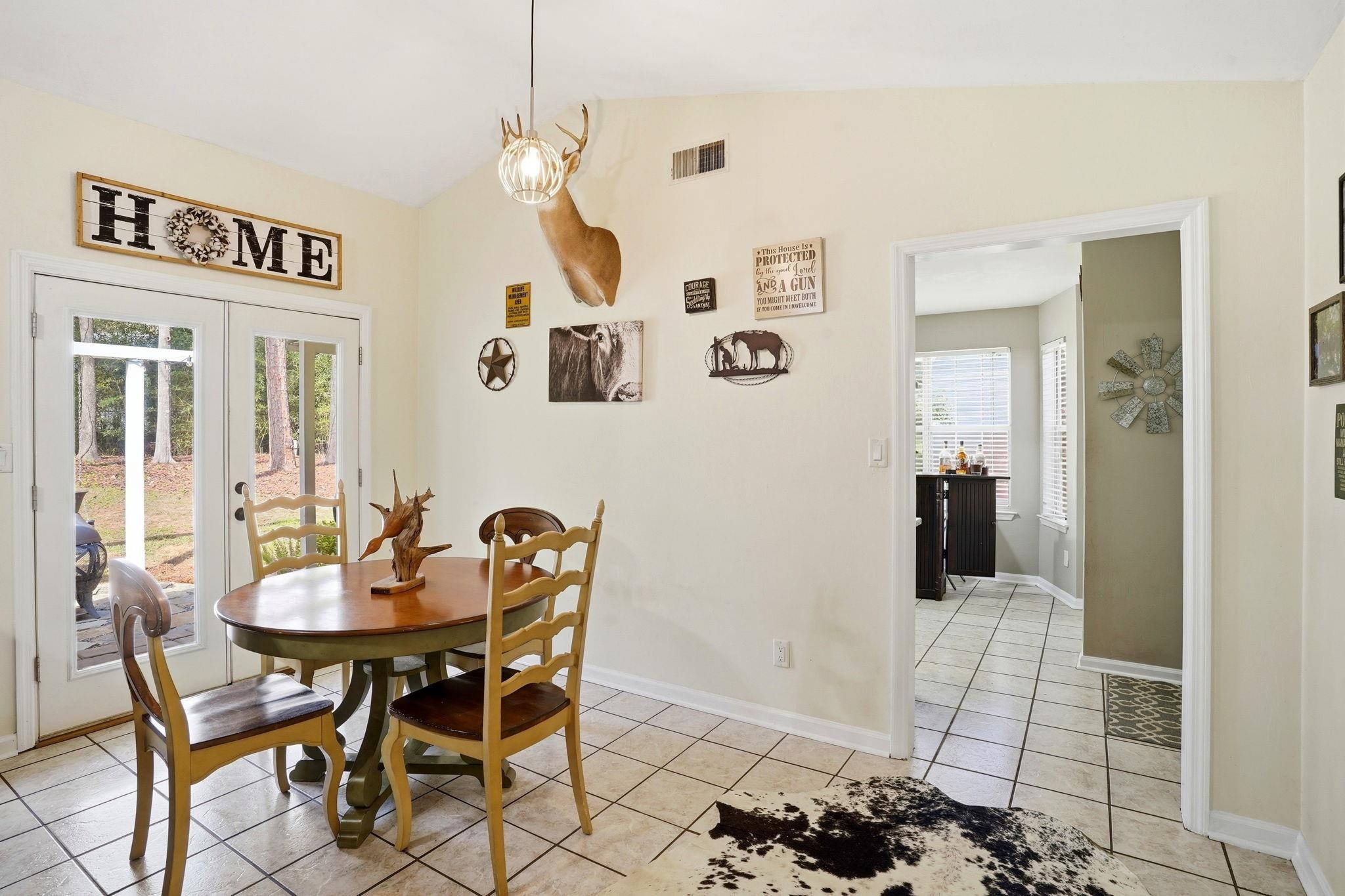 2391 Tuscavilla Road Tallahassee, FL 32312 - Photo 2 of 40