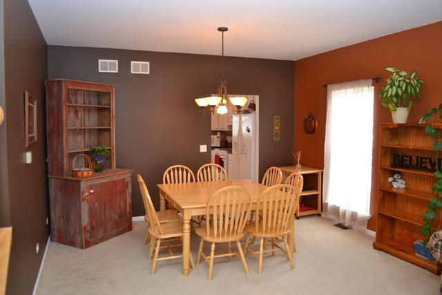 616 Glenn Ridge Crystal Lake, IL 60014 - Photo 5 of 17