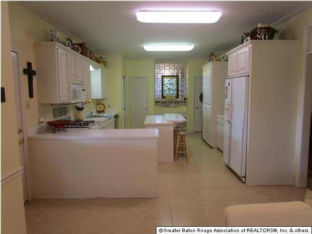 11396 Stringer Bridge Road St. Amant, LA 70774 - Photo 8 of 19 Gallery Image 8