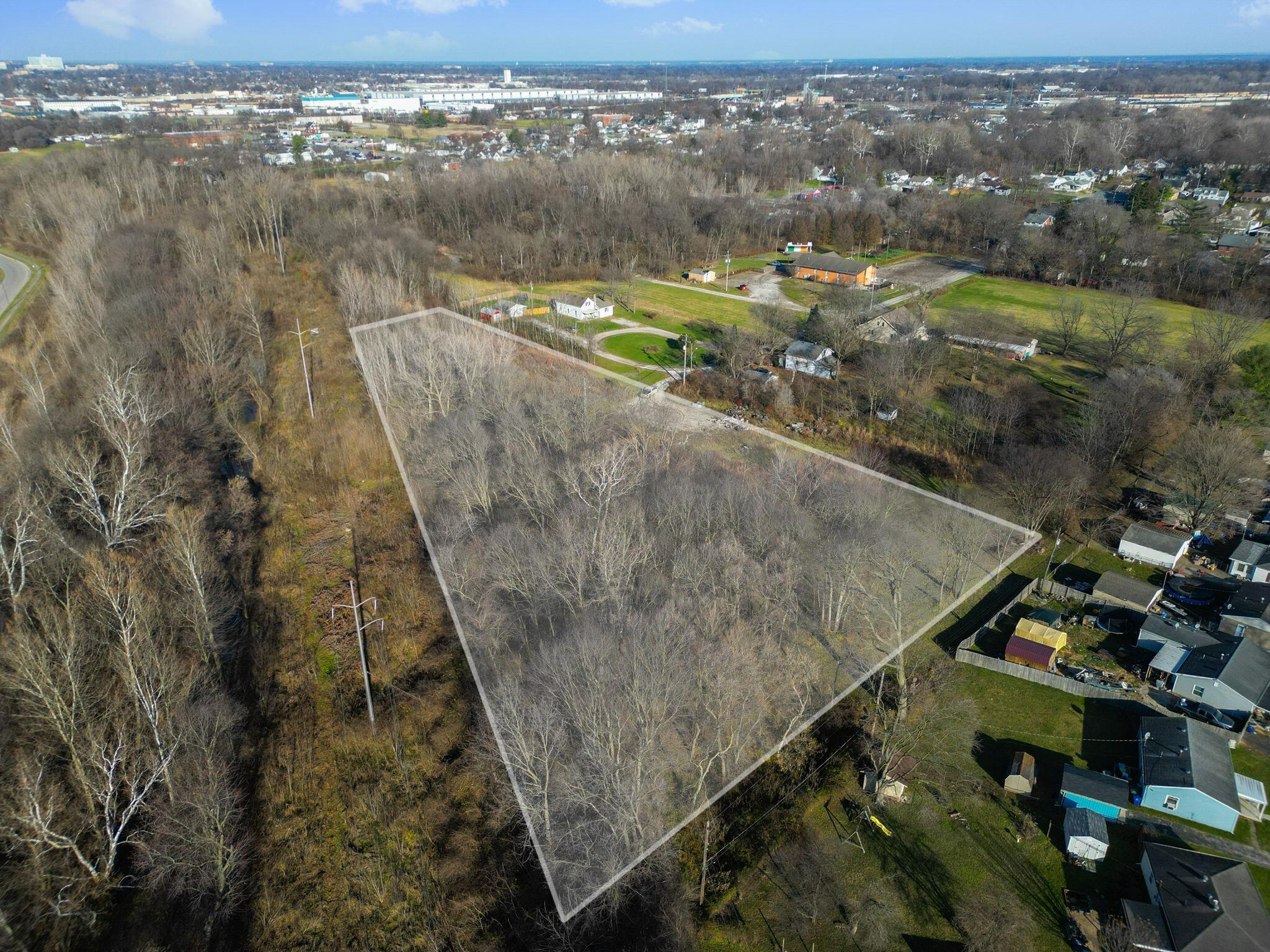115 West Castle Road Columbus, OH 43207 - Photo 5 of 11 Aerial