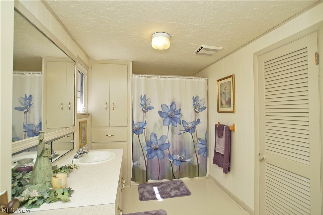 528 East Riddle Avenue Ravenna, OH 44266 - Photo 15 of 30 Gallery Image 15