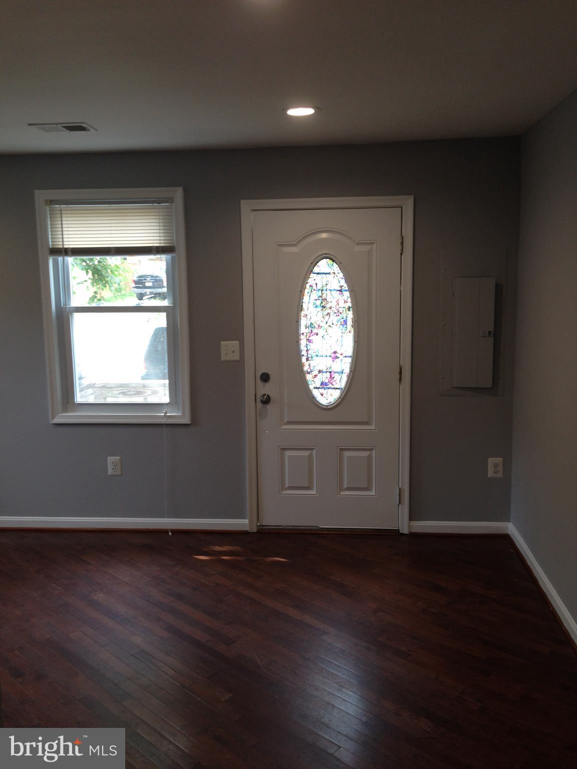 32 East Reed Avenue Alexandria, VA 22305 - Photo 8 of 13 Interior (General)