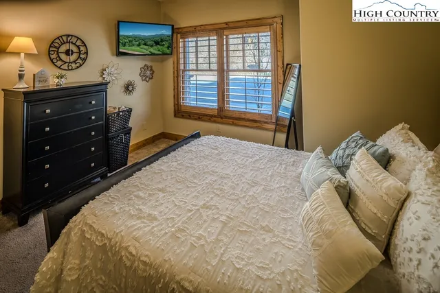 $579,000 | 172 Vista Way, Unit 1A, Banner Elk, NC 28604