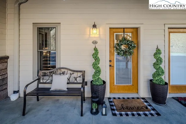 $579,000 | 172 Vista Way, Unit 1A, Banner Elk, NC 28604