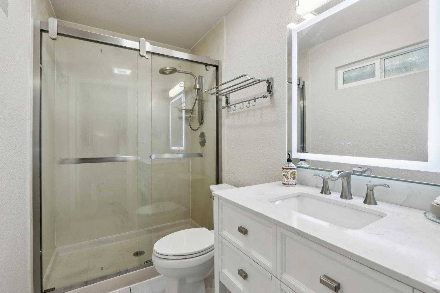 3327 Trafalgar Road Fremont, CA 94555 - Photo 23 of 43