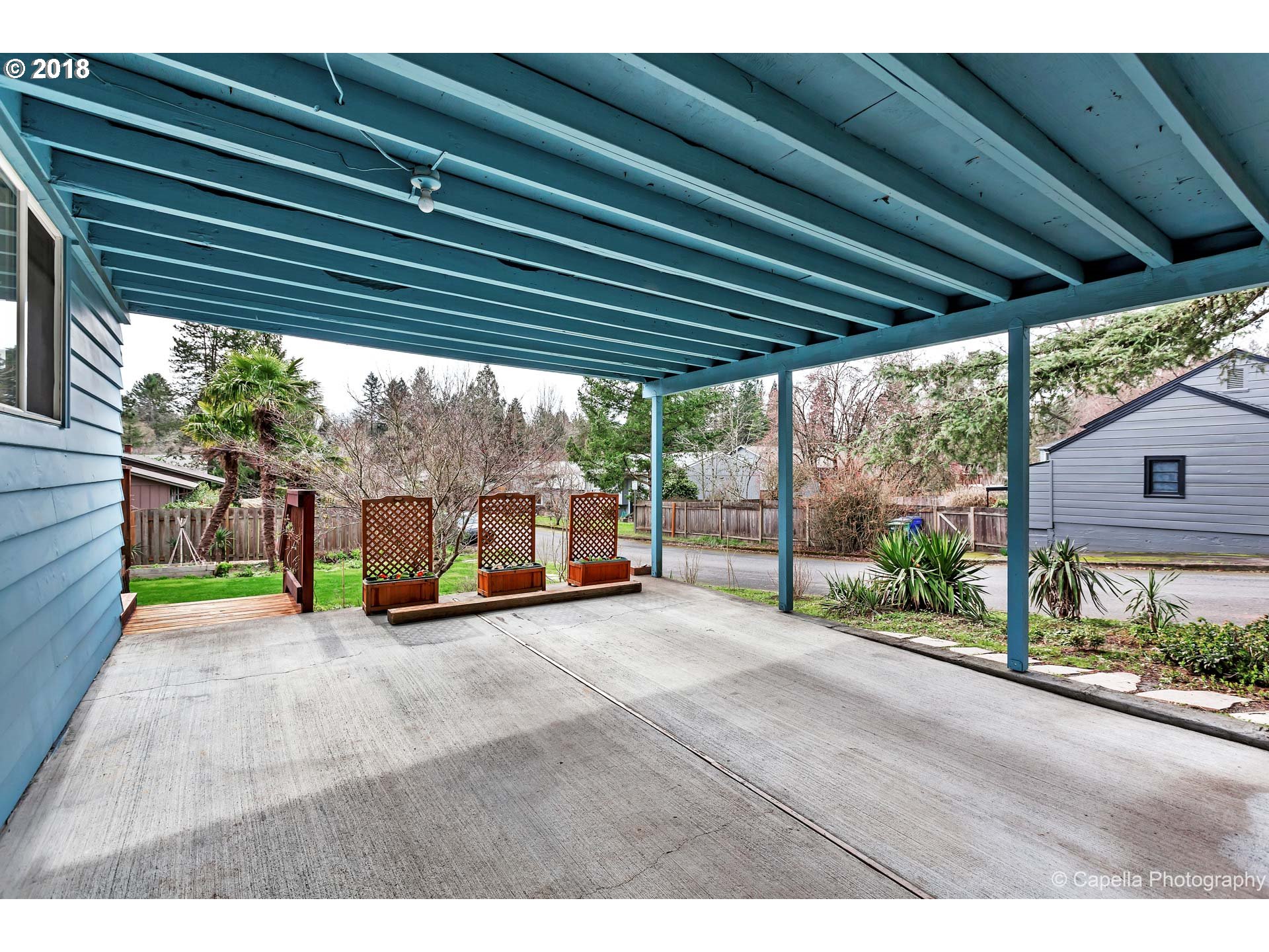 5538 Southwest Cameron Road Portland, OR 97221 - Photo 12 of 13 Carport