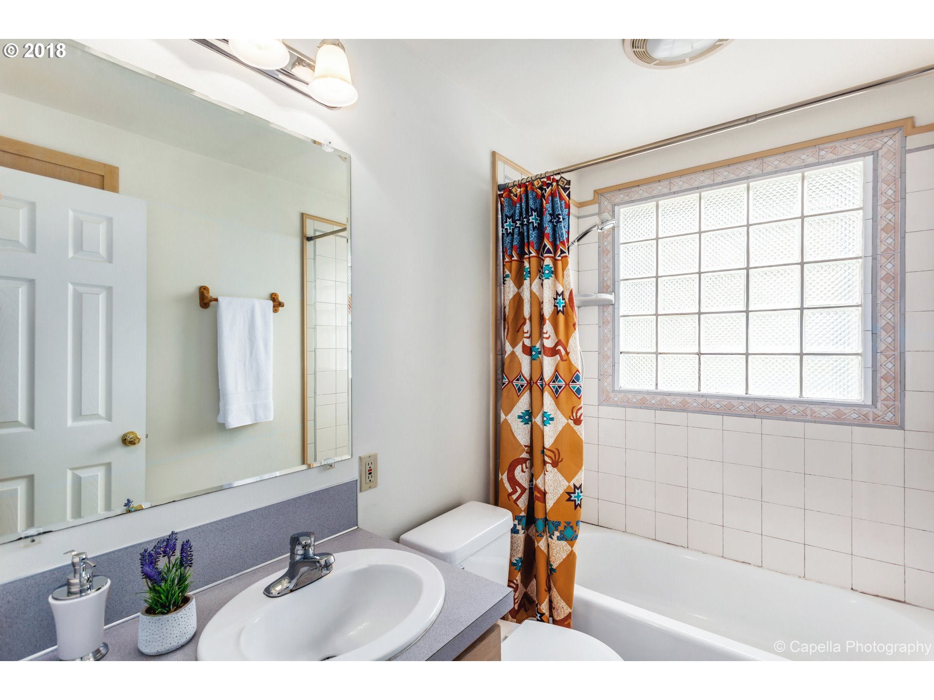 5538 Southwest Cameron Road Portland, OR 97221 - Photo 10 of 13 Gallery Image 10