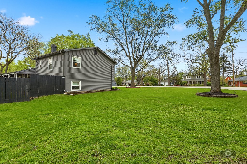 26W350 Jewell Road Winfield, IL 60190 - Photo 26 of 27