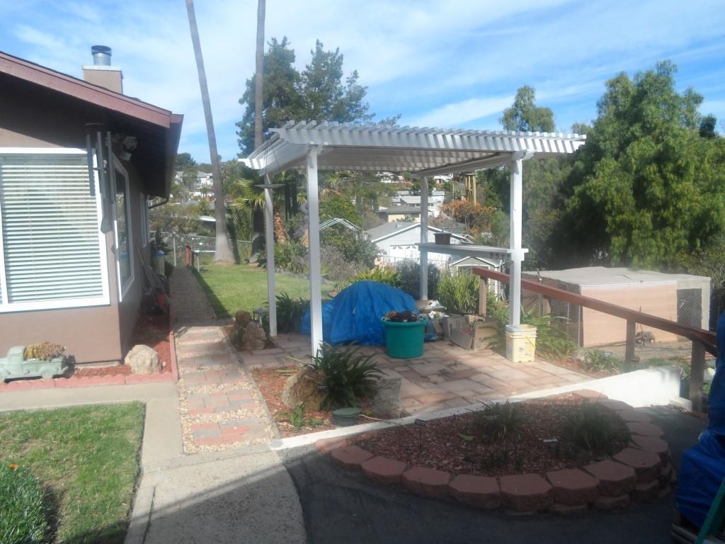 11814 Altadena Road Lakeside, CA 92040 - Photo 4 of 14