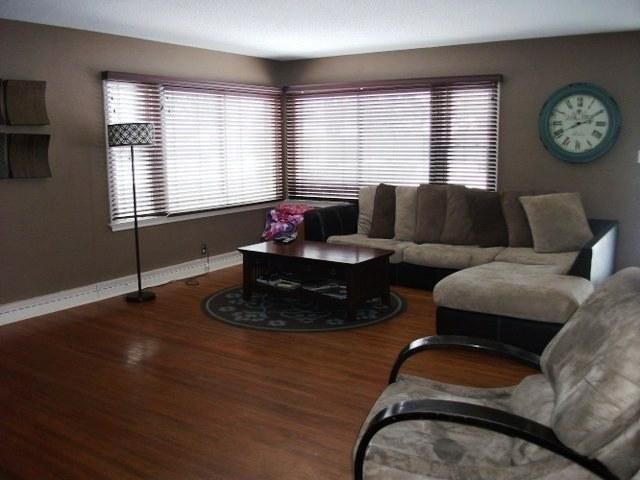 1629 Mayflower Road Fort Wayne, IN 46819 - Photo 4 of 24