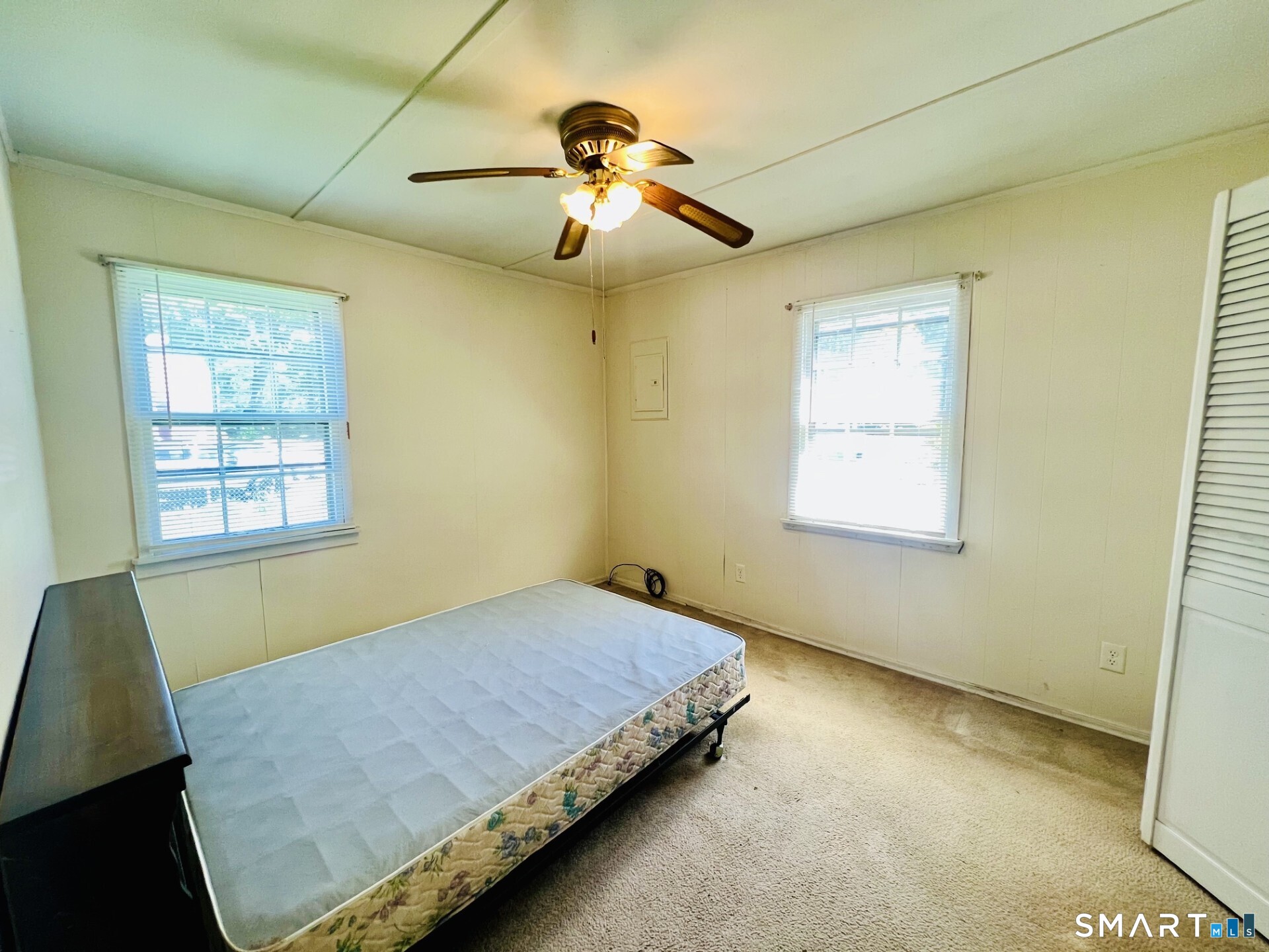 13 Midway Ovl Groton, CT 06340 - Photo 8 of 8