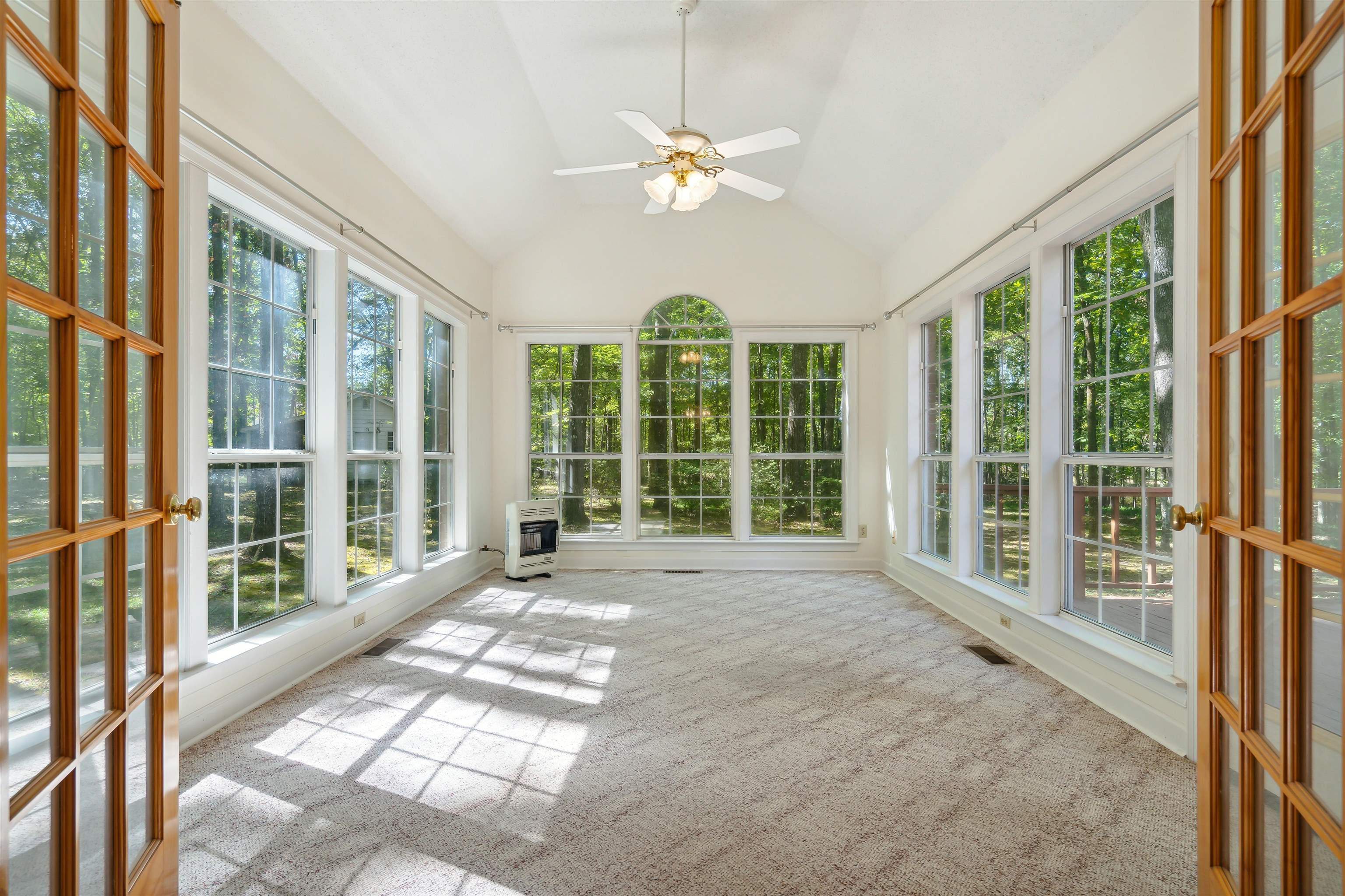 3255 Highway 196 Piperton, TN 38017 - Photo 13 of 22 a view of an empty room with a large window