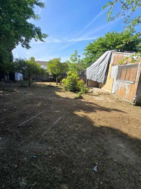332 Lewis Street, Unit 1/2 Gilroy, CA 95020 - Photo 7 of 19 a view of a street with a house