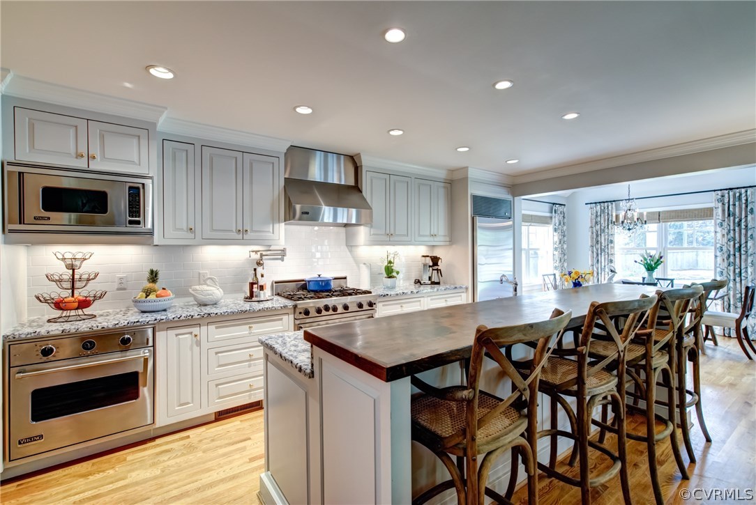 3910 Exeter Road Richmond, VA 23221 - Photo 20 of 39 Chef's kitchen opens to breakfast room