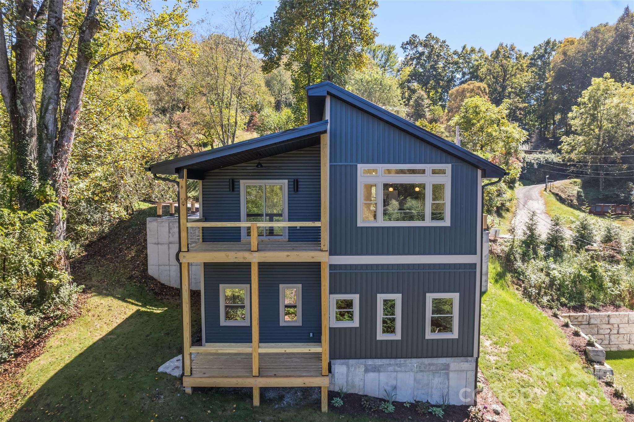 156 Burma Road Waynesville, NC 28786 - Photo 36 of 38 Gallery Image 36