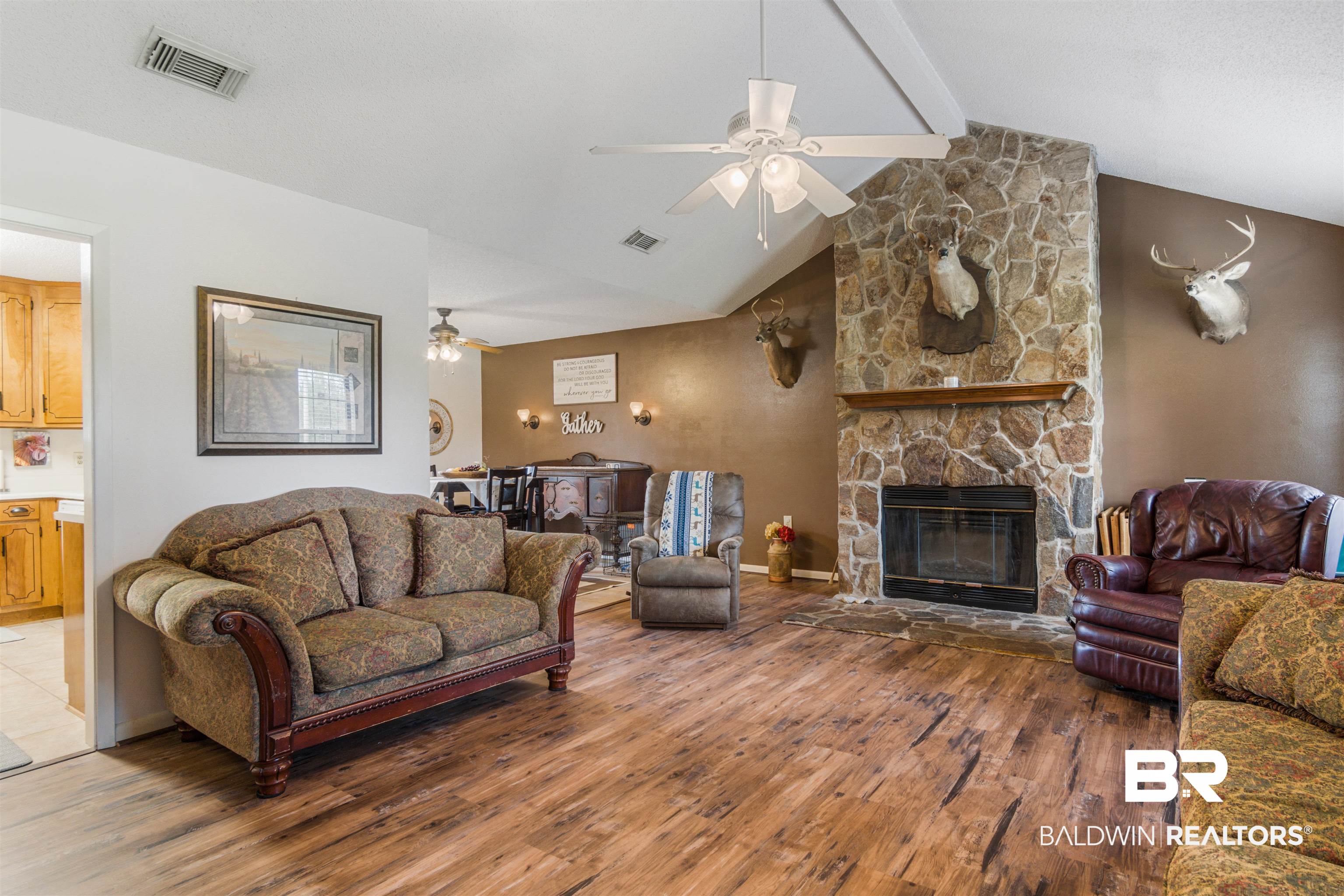 27726 Timber Company Road Robertsdale, AL 36567 - Photo 5 of 33