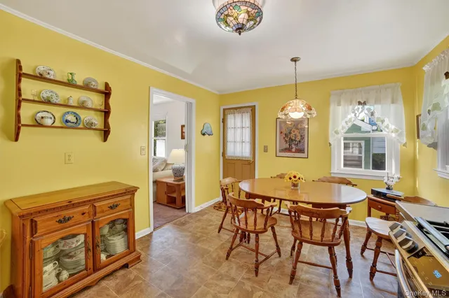 $624,000 | 331 Sommerville Place, Yonkers, NY 10703